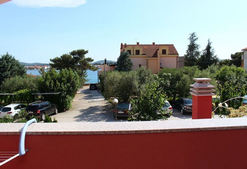 آپارتمان 1 خوابه, Villa Rosa