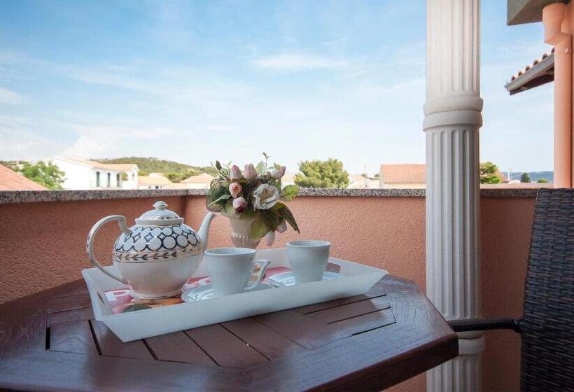 آپارتمان 1 خوابه, Villa Rosa