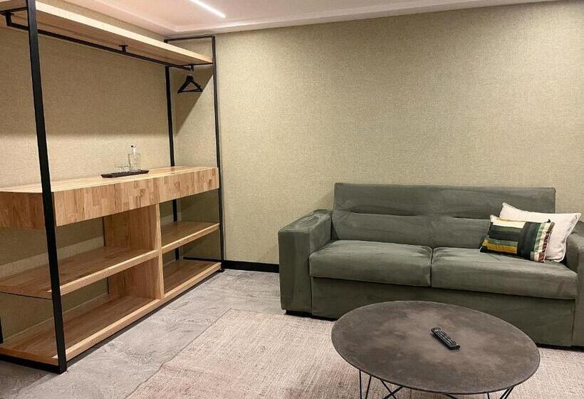 듀플렉스 스위트, Well Hotel & Spa