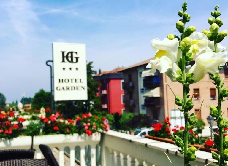 Четырехместный Номер Superior, Garden