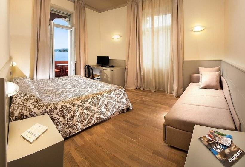 اتاق استاندارد سه نفره, Milano