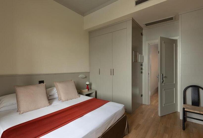 اتاق اکونومی, Milano