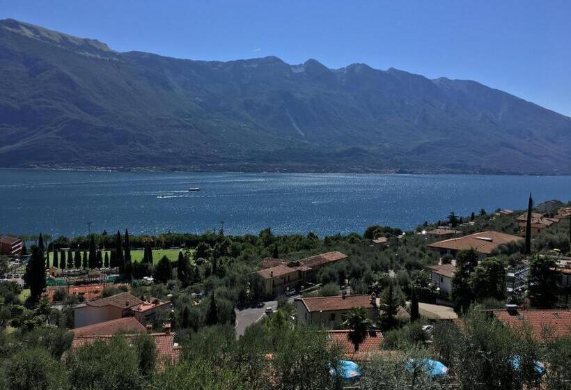 اتاق استاندارد سه نفره, Villa Belvedere