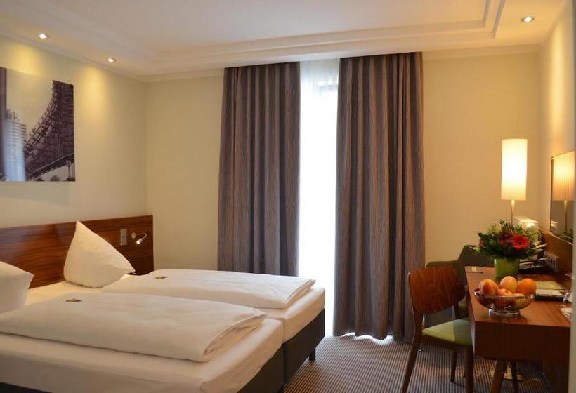 اتاق خانوادگی, Augusten Hotel München