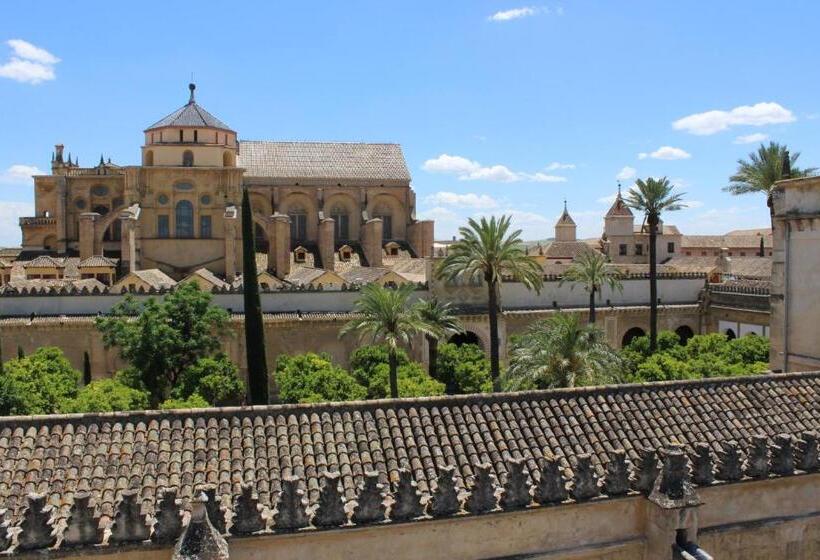 اتاق استاندارد با چشم‌انداز, Boutique Caireles