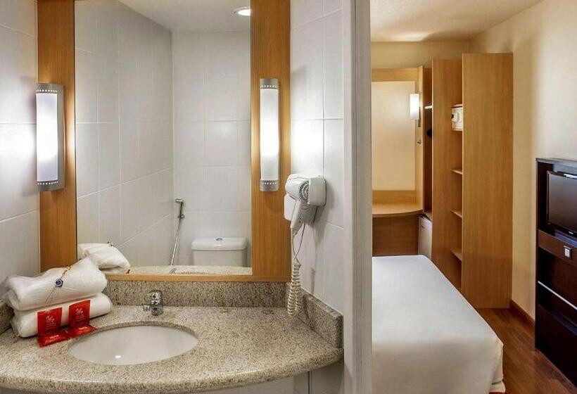 غرفة قياسية, Ibis Bh Afonso Pena Savassi