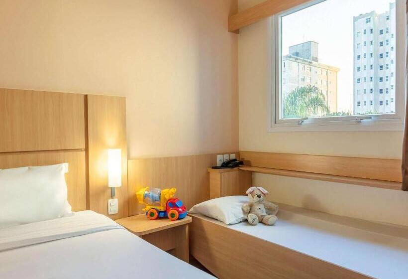 غرفة قياسية, Ibis Bh Afonso Pena Savassi