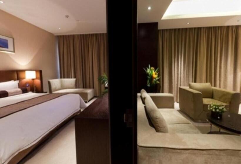 اتاق لوکس, Jiazheng International Energy