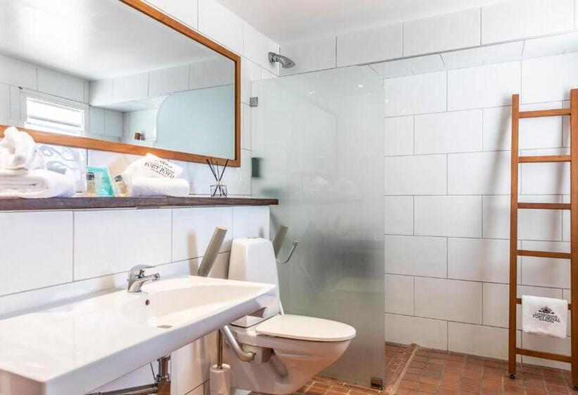 اتاق استاندارد با بالکن و چشم‌انداز دریا, Langley Resort Fort Royal
