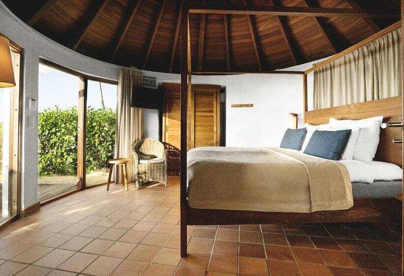 بانگلوی استاندارد, Langley Resort Fort Royal