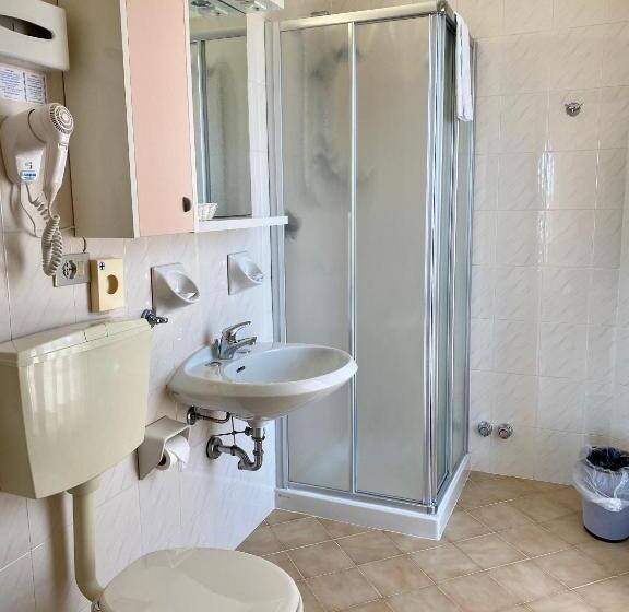 Quarto Estandar, Marolda