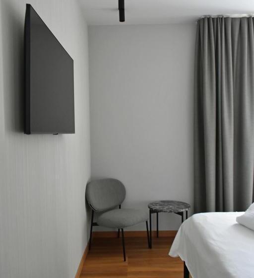 Quarto Estandar, Marolda