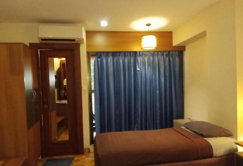 اتاق استاندارد, Sea Breeze Inn, Calangute Goa