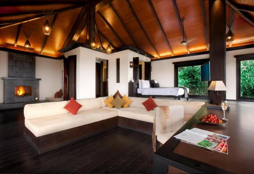 Вилла Premium 1 Спальня, Taj Madikeri Resort & Spa Coorg