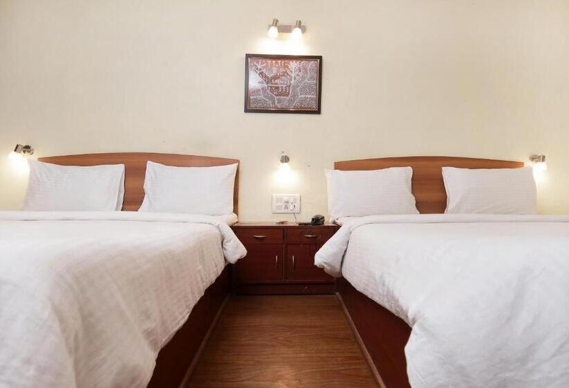 Семейный Номер Deluxe, Westend