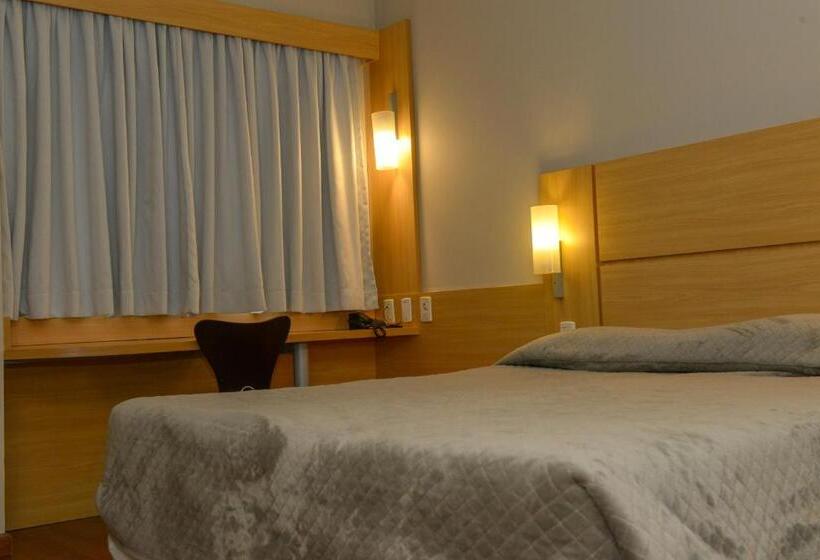 Quarto Superior, Zago Hotel