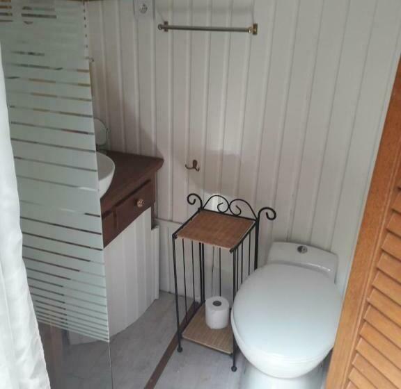 Номер Стандарт, Peniche Caroline