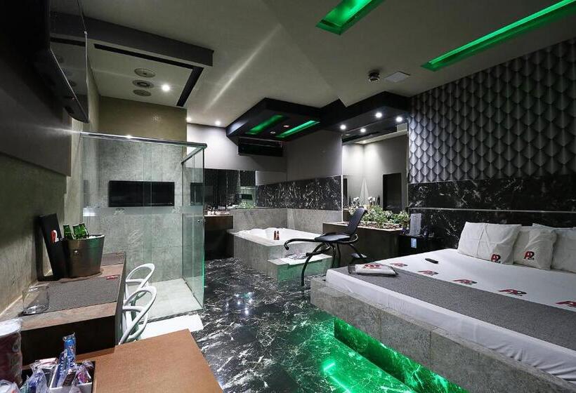Люкс с гидромассажем, A2 Motel