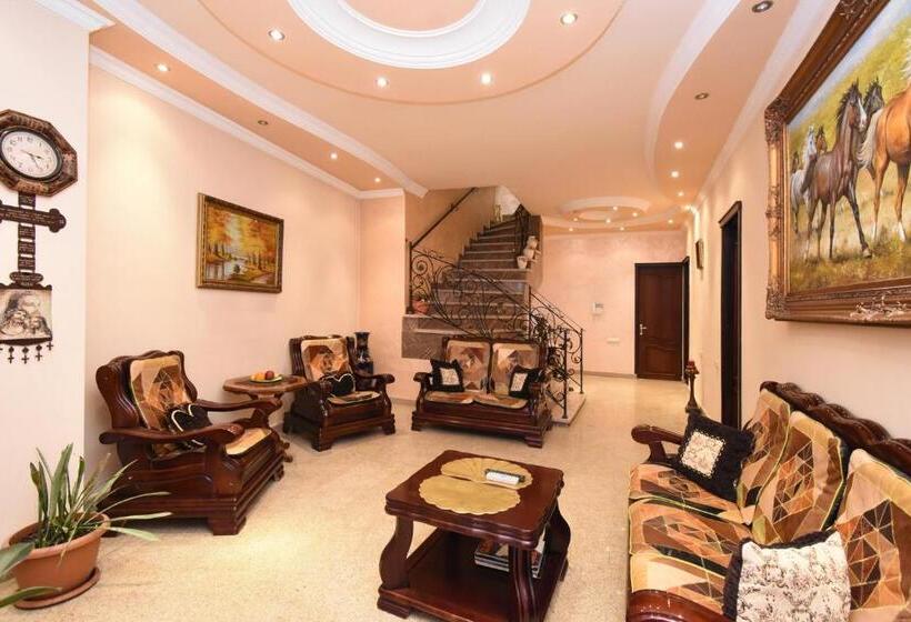 اتاق استاندارد, Guest House Yerevan