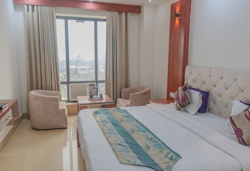 Номер Deluxe, Raj Mandir