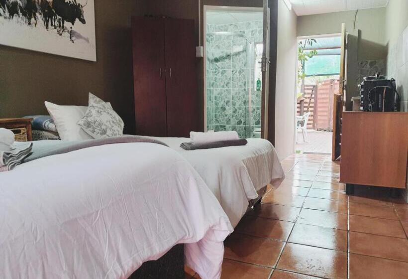 Трехместный Номер Комфорт, Ay Jay S Guesthouse