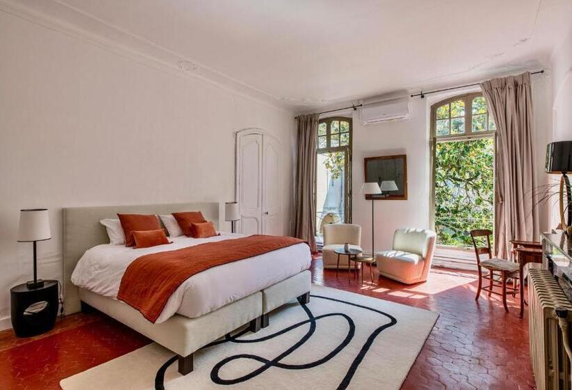 Deluxe Suite King Bed, La Chapelle Sur La Sorgue