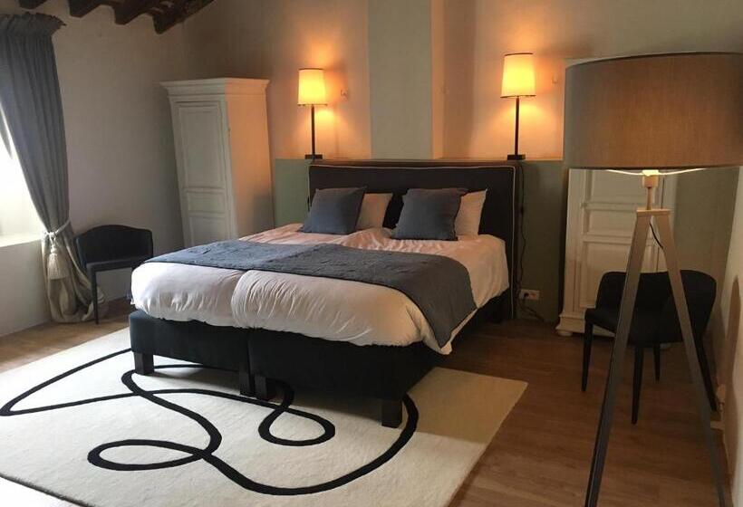 اتاق لوکس با چشم‌انداز شهر, La Chapelle Sur La Sorgue
