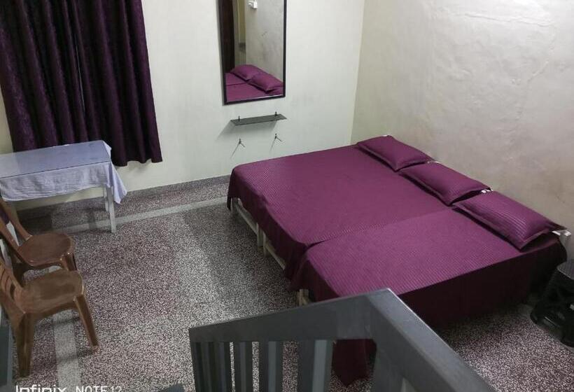 이코노미 트리플 룸, Omkara Residency   Only For Indians