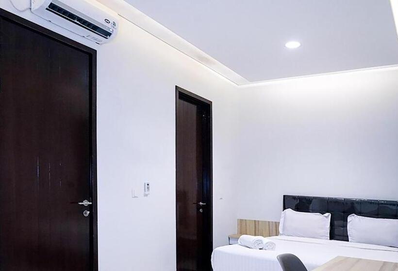 اتاق لوکس, Regentown Near Ice Bsd