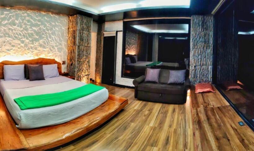 Deluxe Suite, Cantalarana, Antes Wikiri Lodge