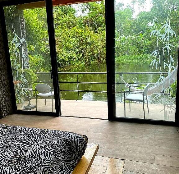 Suite with lake view, Cantalarana, Antes Wikiri Lodge
