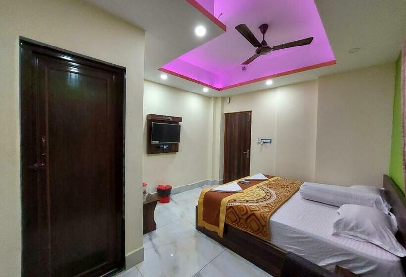 Quarto Deluxe com Sacada, Iconic Hotel Digha