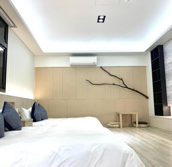 اتاق استاندارد چهار تخته, Jabez Homestay