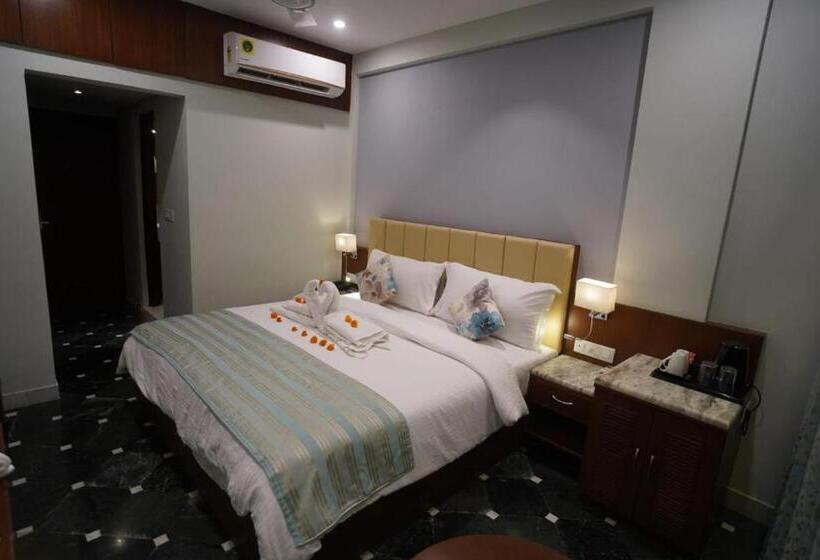 家庭套房, Fabhotel Naivara Boutique