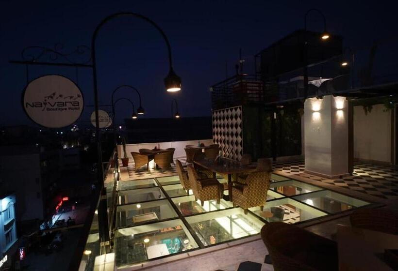 家庭套房, Fabhotel Naivara Boutique