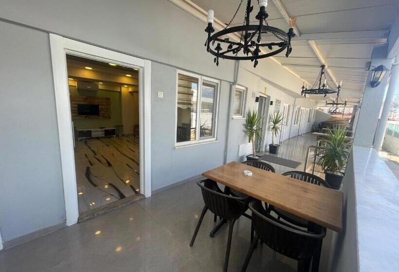 Трехместный Номер Комфорт, Garden Butik & Apart Hotel Akbük