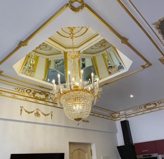 スイート（家族用）, Suite Impériale église Du Couvent
