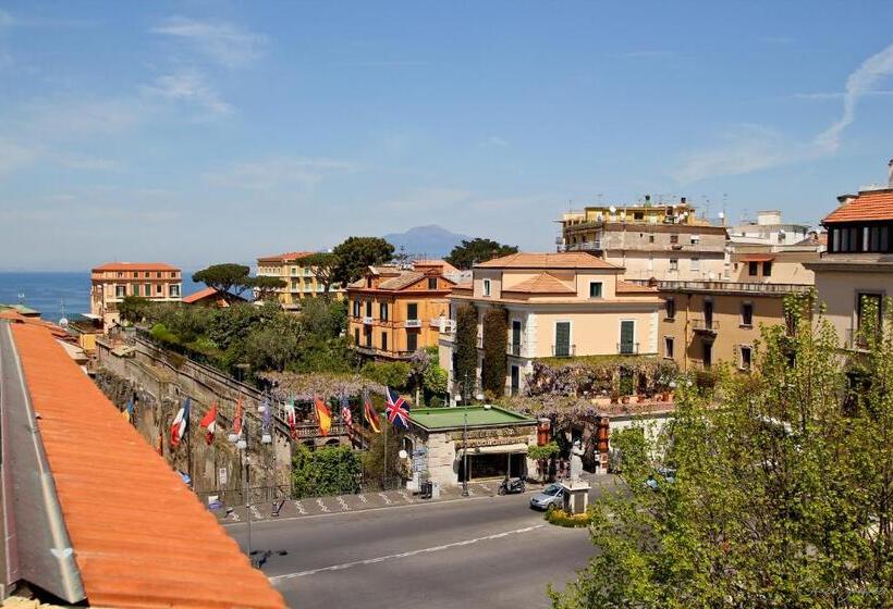 Полулюкс, Palazzo Jannuzzi Relais