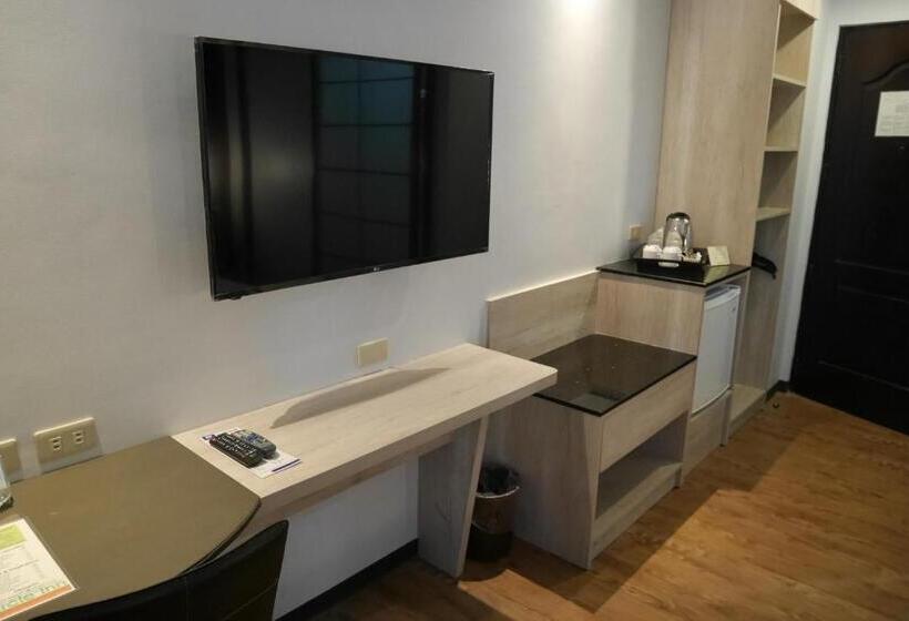 Номер Superior, Circle Inn Hotel And Suites Bacolod