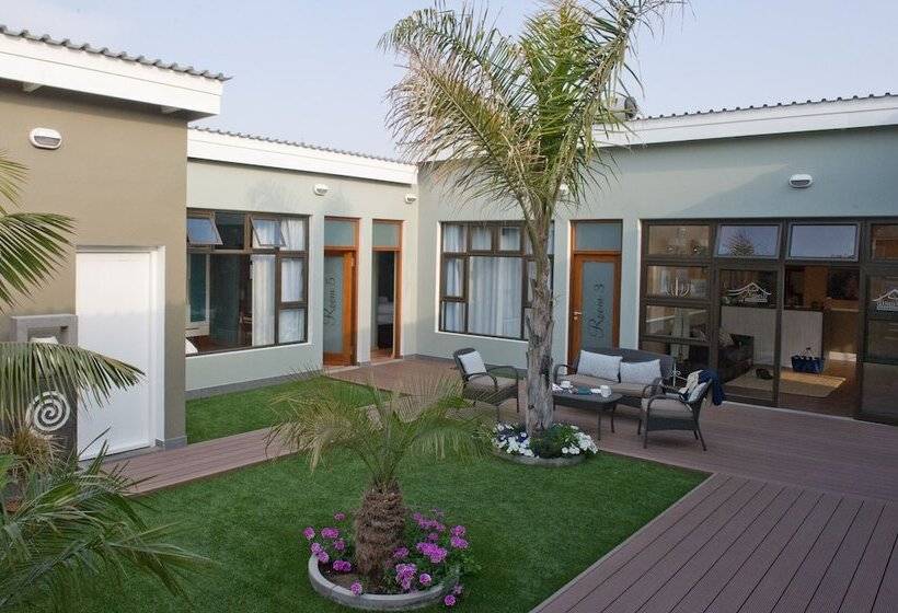 اتاق لوکس, Namib Guesthouse