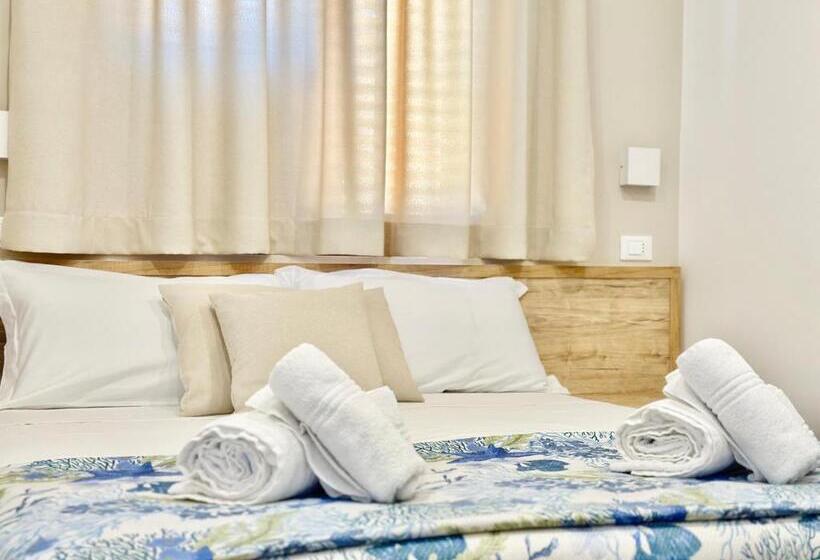 اتاق استاندارد با بالکن, B&b Giglio Di Mare