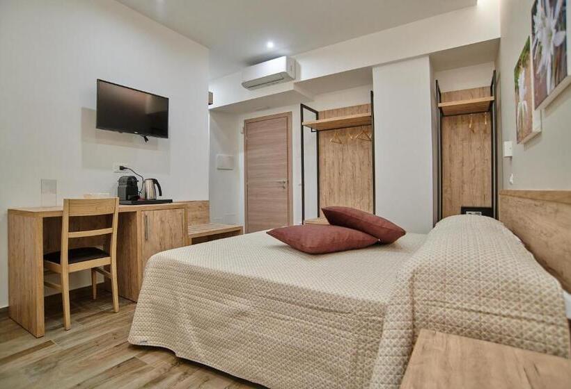 اتاق استاندارد چهارنفره با بالکن, B&b Giglio Di Mare