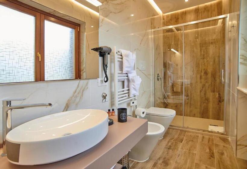 اتاق استاندارد سه تخته با بالکن, B&b Giglio Di Mare