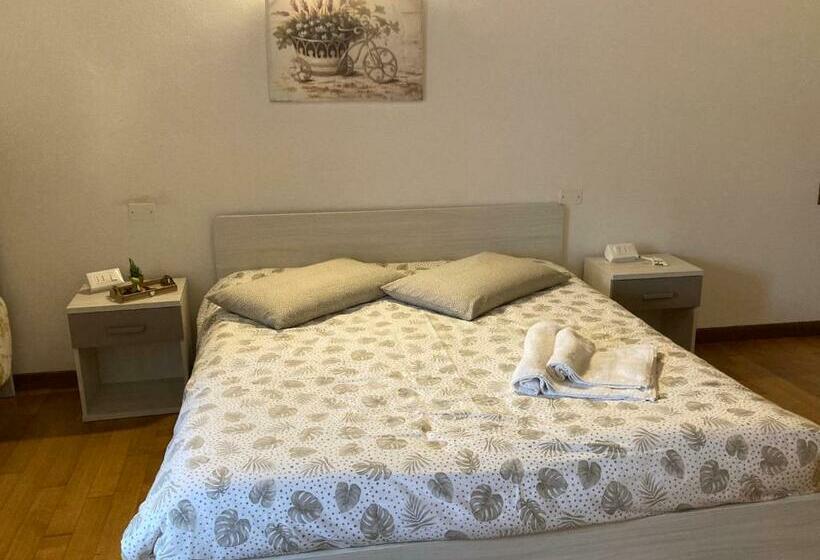 اتاق استاندارد سه نفره, Agriturismo Da Andreina
