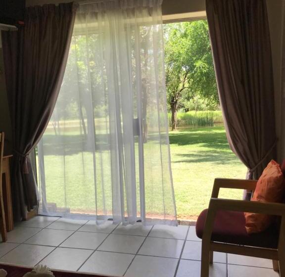 스탠다드 룸 가든 전망, Tamboti Bush Lodge