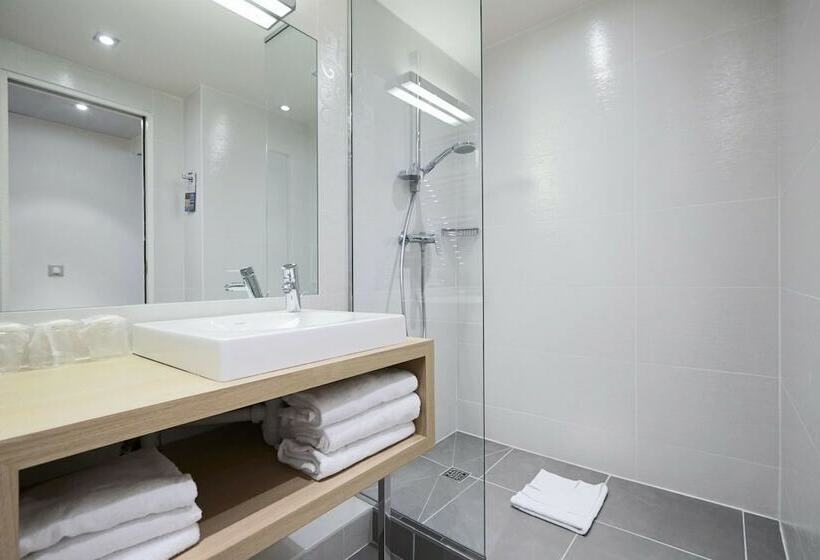标准间, Kyriad Paris 18  Porte De Clignancourt  Montmartre