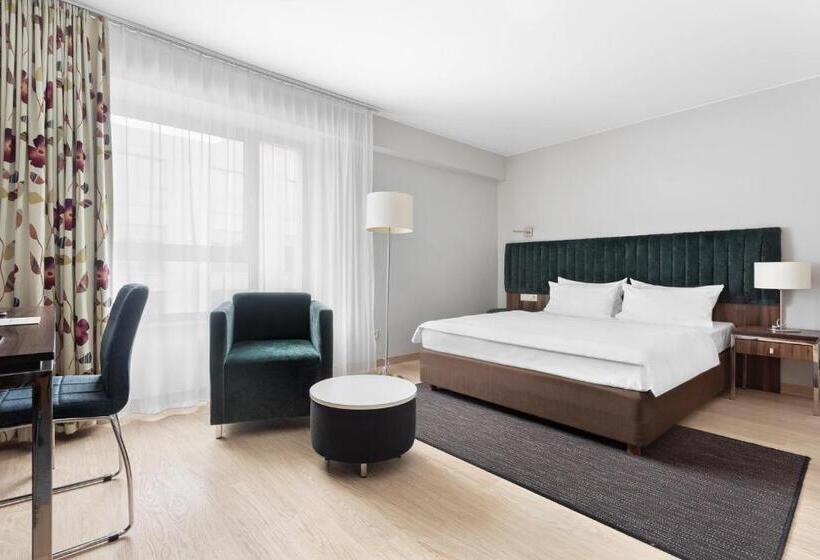 اتاق سوپریور با تخت بزرگ, Moderno Poznań