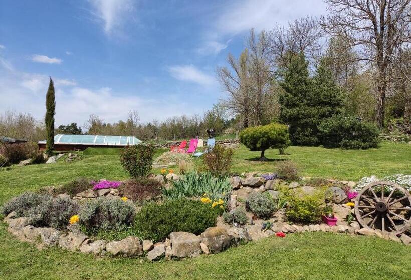 Номер Стандарт, La Chabanade