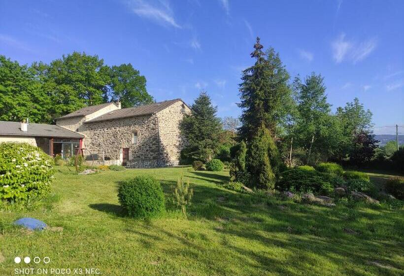 Семейный Номер, La Chabanade