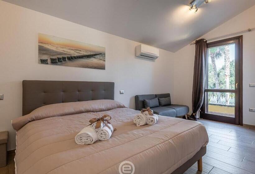 Номер Стандарт Трехместный, Villa Monica   Suites